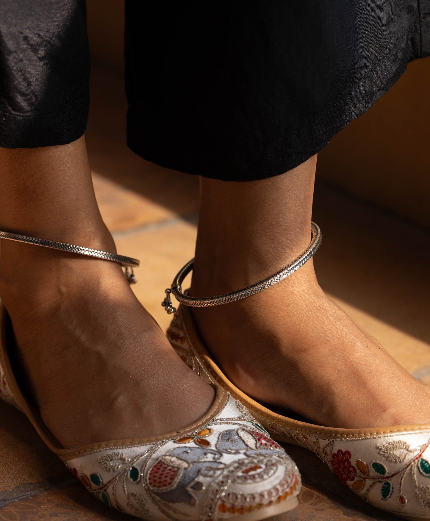 Anokhi Artisan Textured Ankle Kada