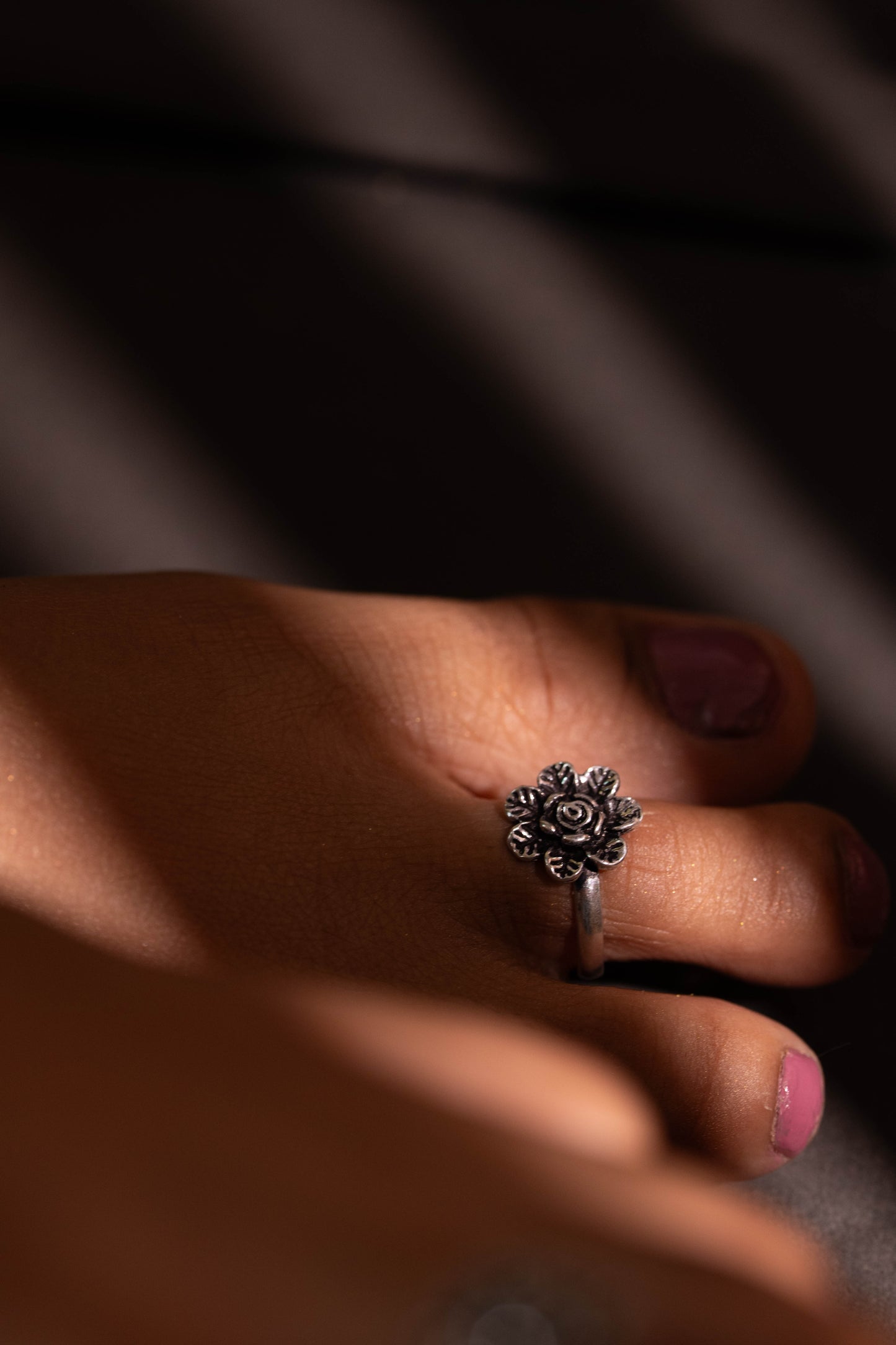 Gulnaar Bloom Toe Ring