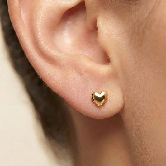Mishi Heart Glow Studs